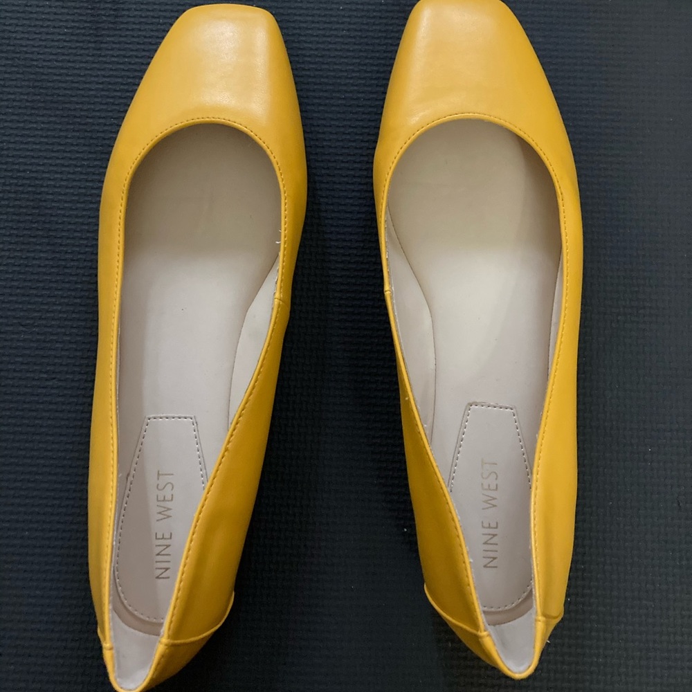 Nine West flat heels shoes
